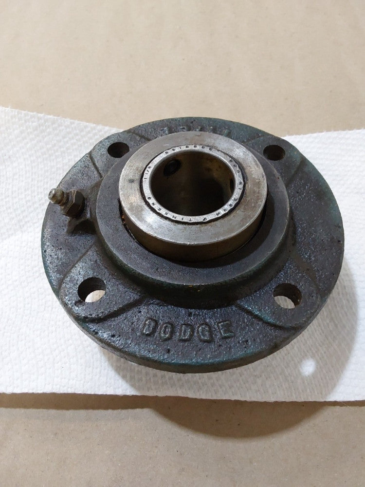 Dodge Type E Piloted Flange Bearing 1 1/4" 08125DE