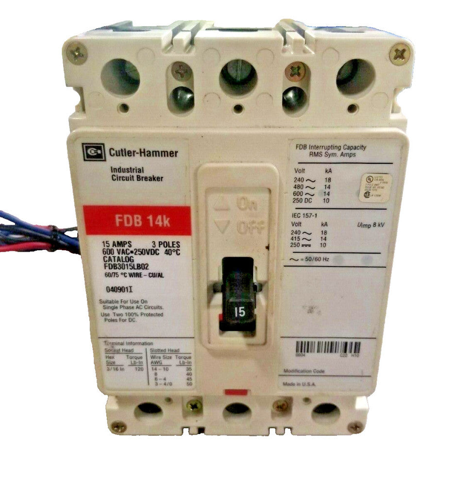 CUTLER HAMMER 15 AMP CIRCUIT BREAKER WITH AUXILIARY 600 VAC 3 POLE  FDB3015LB02