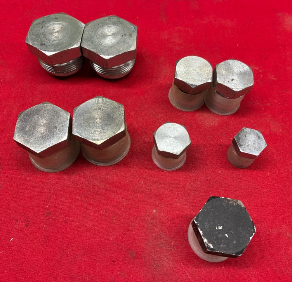 UNBRANDED ASSORTED THREADED HEX HEAD PLUGS (LOT OF 9)