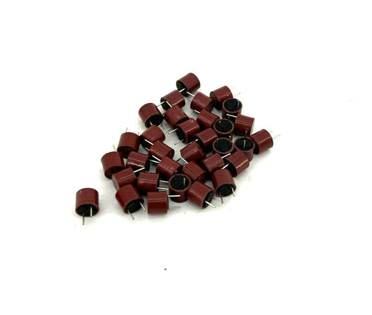 Lot of 30 New 37212000411 Fuses, PCB , 2A 250VAC