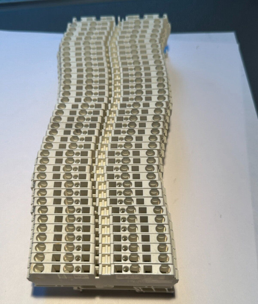 Allen-Bradley 1492-L3Q-W Terminal Blocks 2.5mm 800v White Lot of 37pcs - NEW