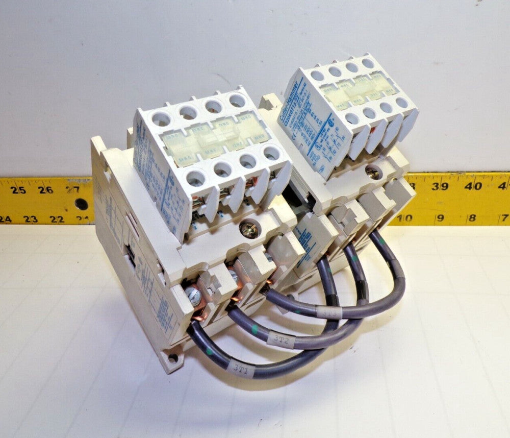 CUTLER HAMMER REVERSING CONTACTOR 44 AMP 600 VAC 40 HP 120V COIL 3 POLE  CE15HN3