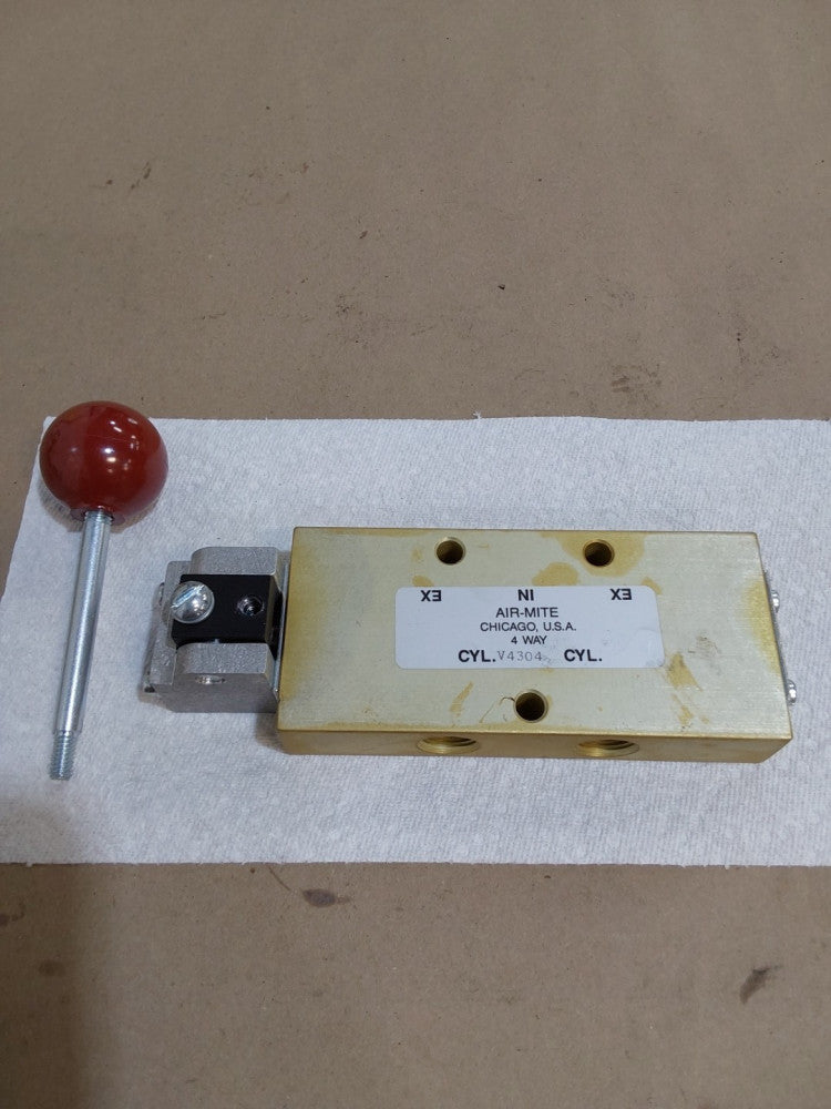 AIR-MITE 4-Way Pneumatic Valve V4304 With Handle