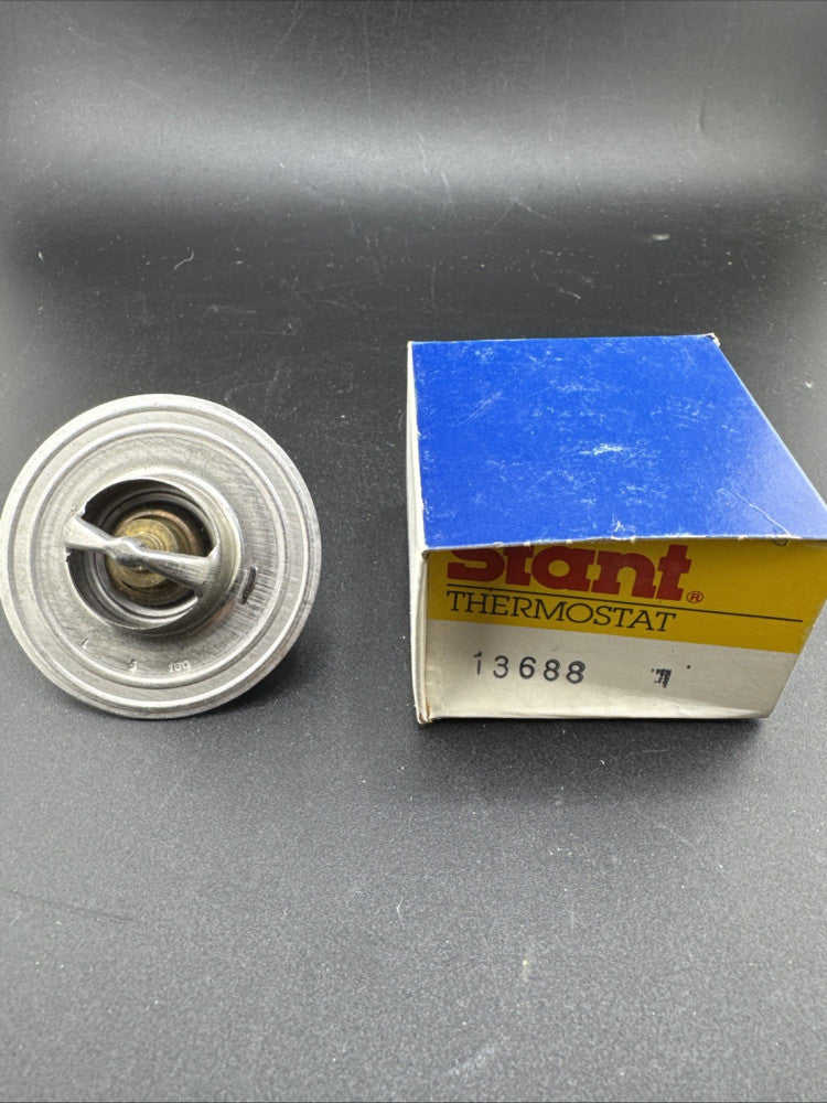 NOS STANT THERMOSTAT-STANDARD F 13688 