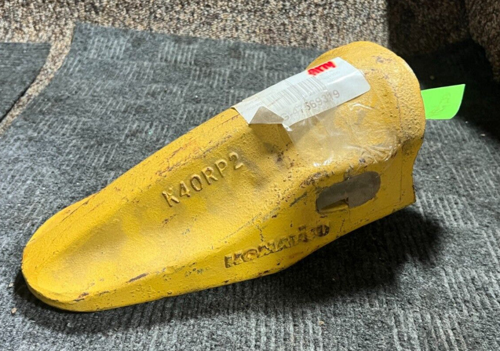 Komatsu Bucket Tooth Chisel Tip Replacement Part Yellow K40RP2 Fits K40 Loader