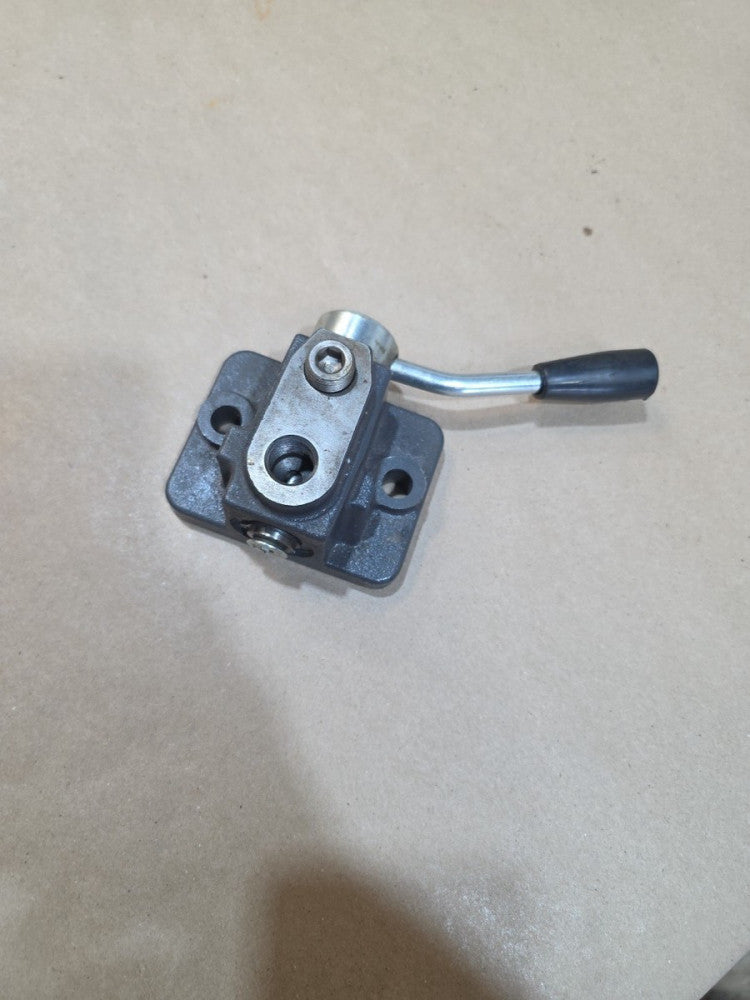 HYDRAULIC SELECTOR VALVE FOR MASSEY FERGUSON MF 270 275 282 283 285 290 35 360