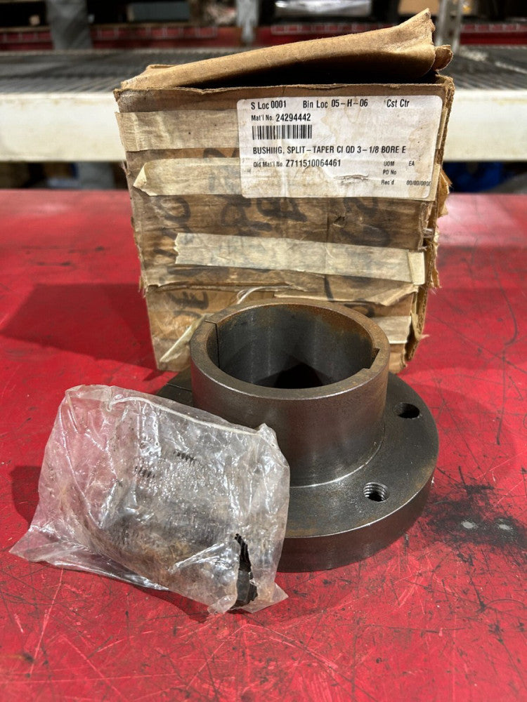 NEW IN BOX DODGE SPLIT TAPER BUSHING CI QD 3-1/8 BORE