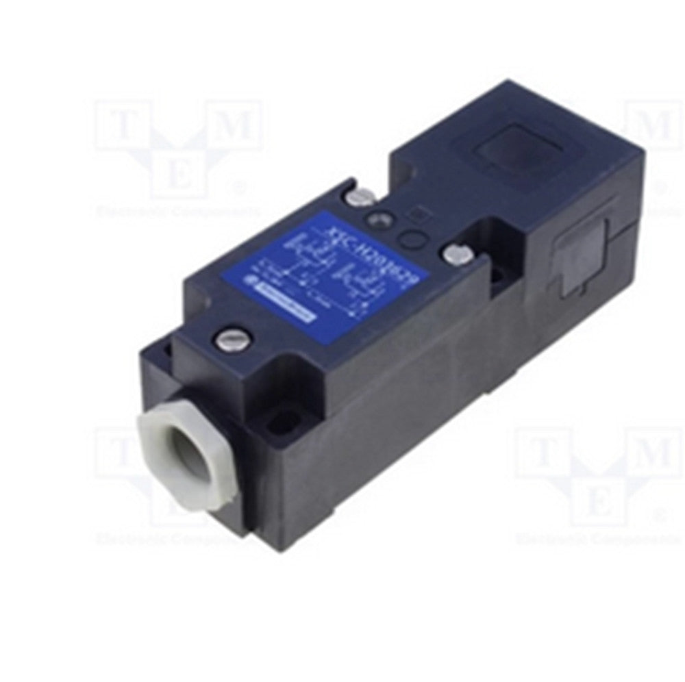 1PCS Schneider proximity switch sensor capacitor inductive XSC-H203629