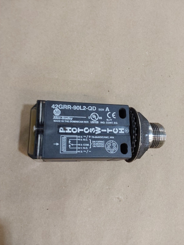 Allen-Bradley 42GRR-90L2-QD Ser. A Photoswitch Module