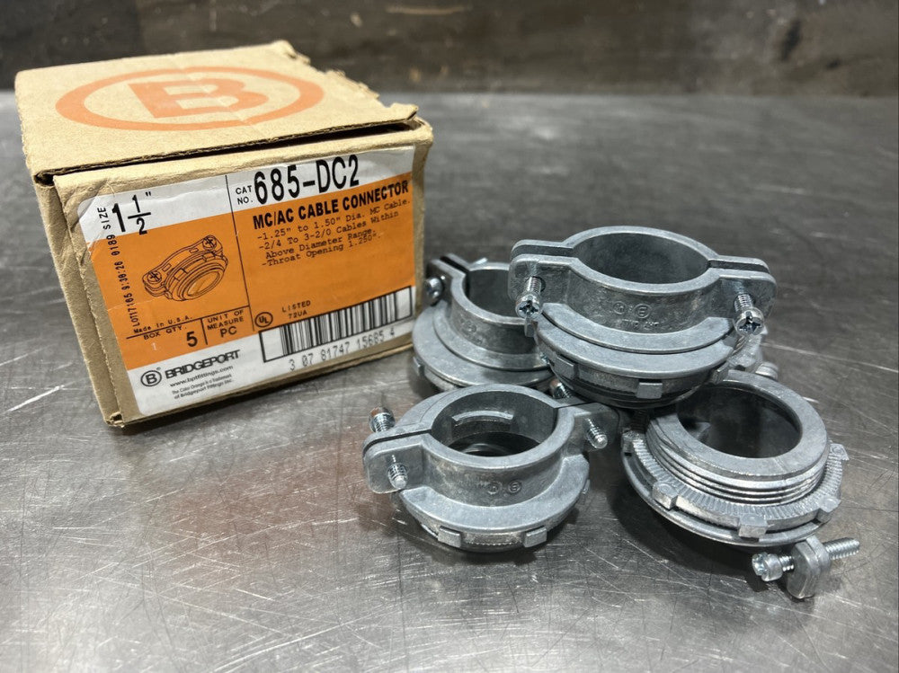 BOX OF 5 BRIDGEPORT 685-DC2 1-1/2" 2-SCREW MC CONNECTOR Nos Surplus