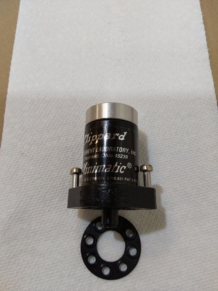 Clippard MiniMatic R-315 3 Way Valve
