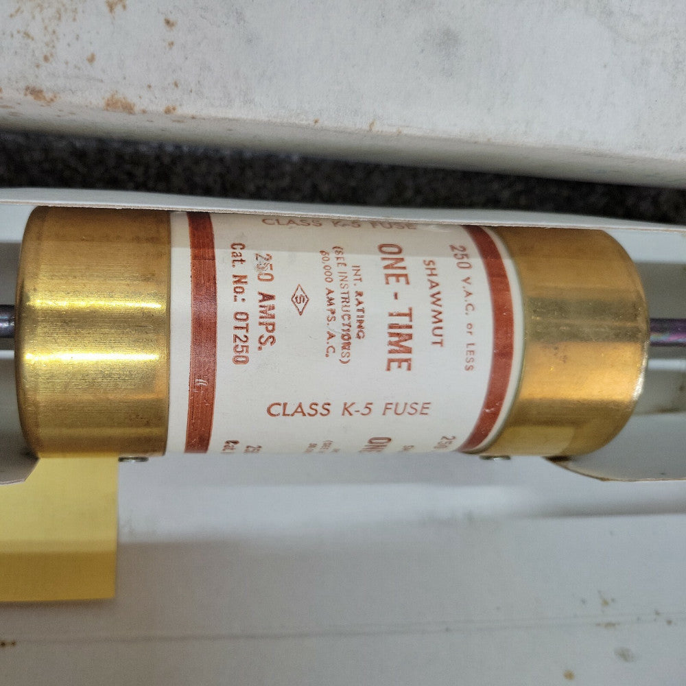 LOT OF 3 NEW GOULD SHAWMUT OT250 ONE TIME FUSE OT 250 AMPS