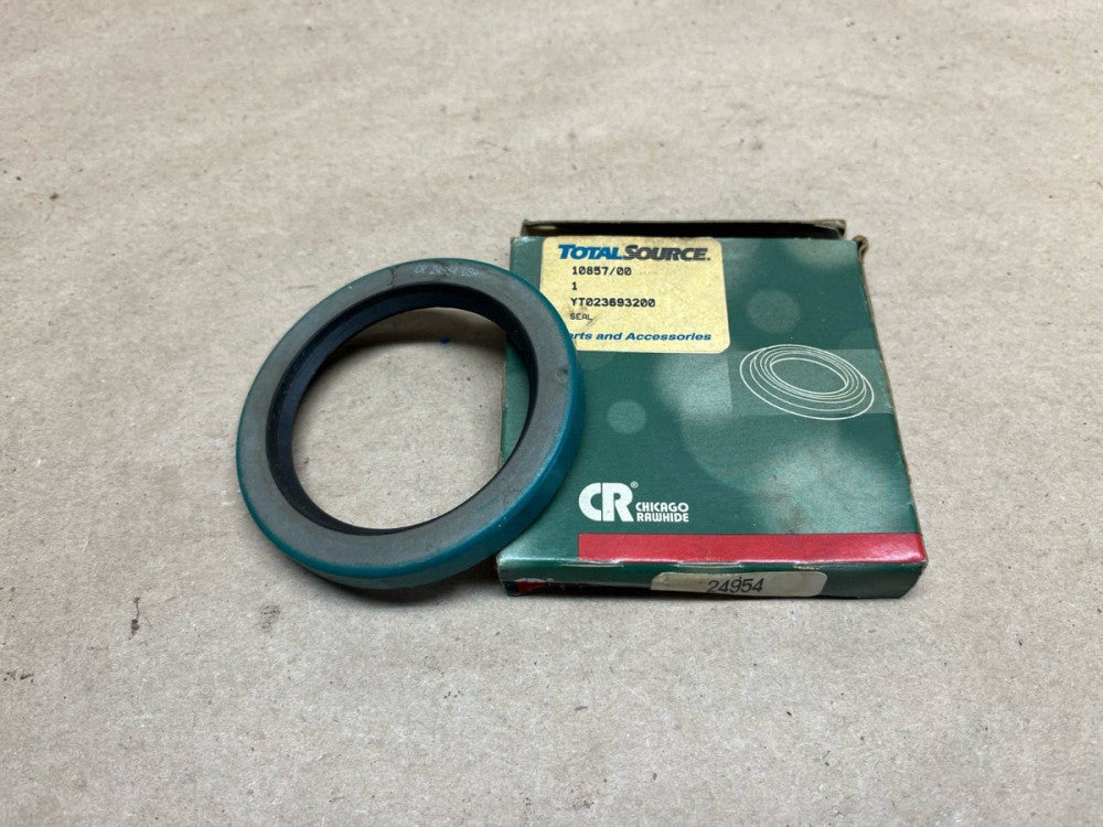 Chicago Rawhide 24954 Oil Seal 10857/00 CRWH1 YT023693200