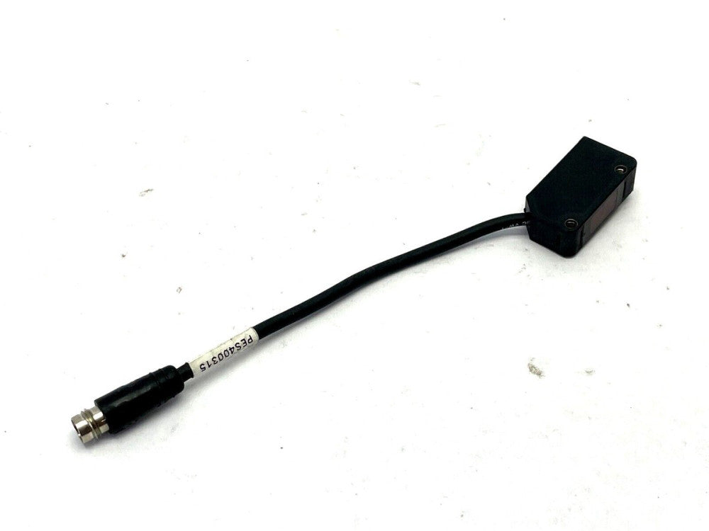 Keyence PZ-M62P Built-In Amplifier Photoelectric Sensor Square Retro-Reflective