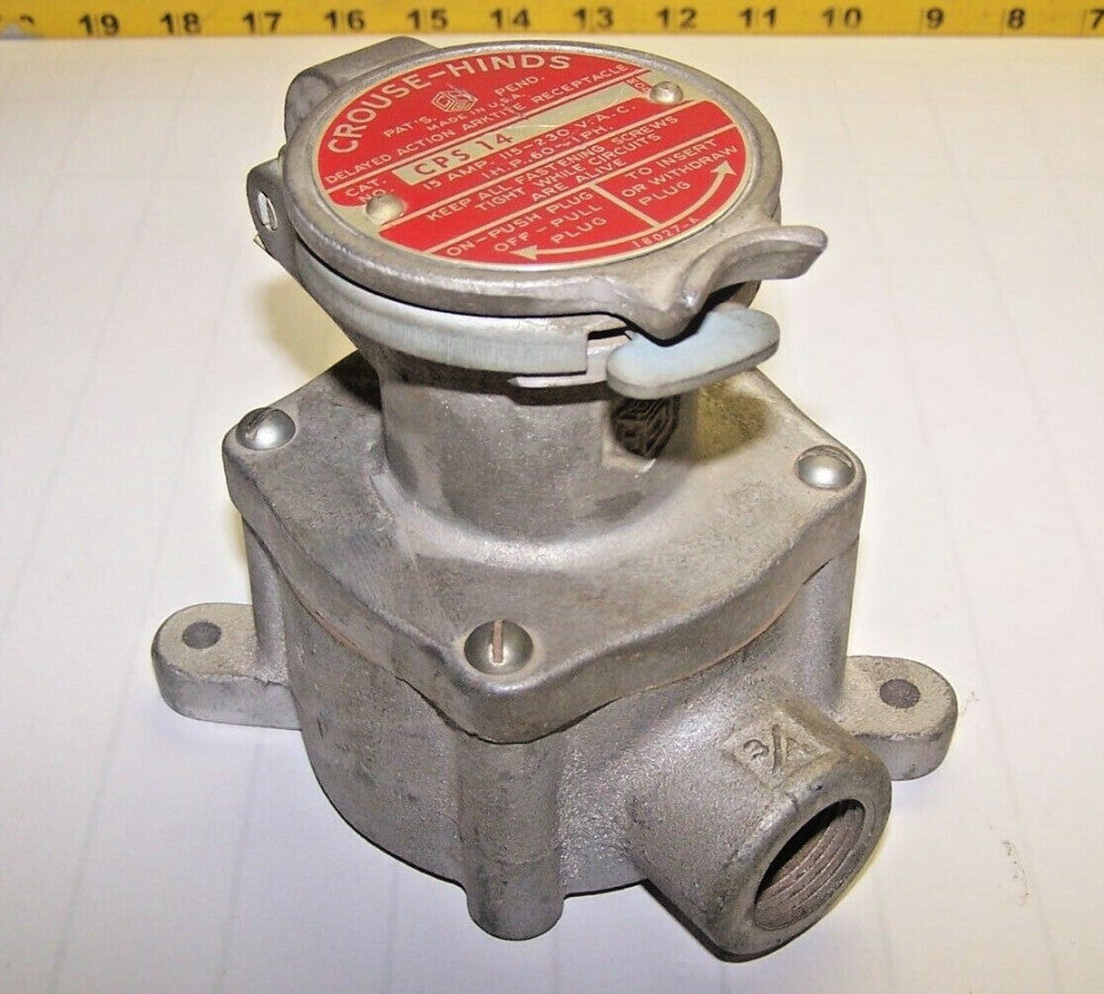 Crouse-Hinds 15 Amp Hazardous Location Arktite Receptacle 115/230 VAC CPS 14