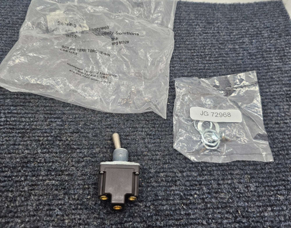 Honeywell JG 72968 INT1-3 Toggle Switch 3-Position 3-Connection NT Series