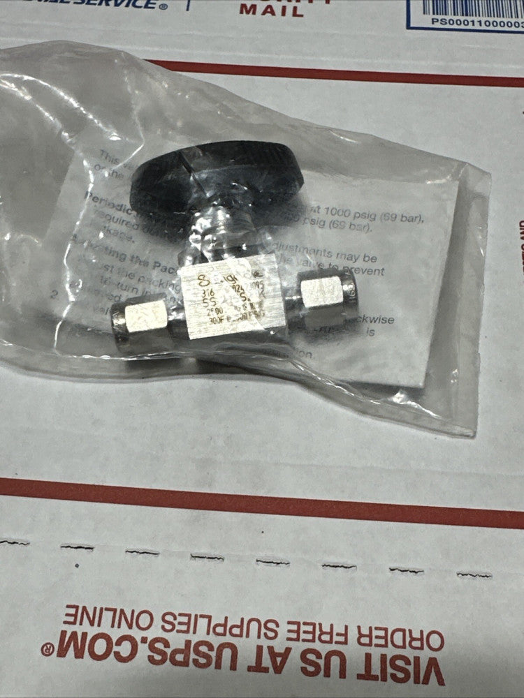 New Swagelok SS-41GS2 Stainless Steel Ball Valve 1/8" Tube