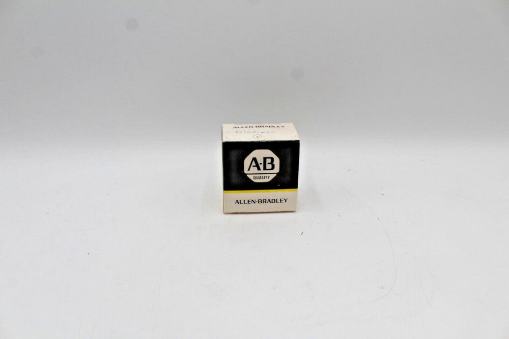 Allen-Bradley 800MR-N2C Clear Lens Cap