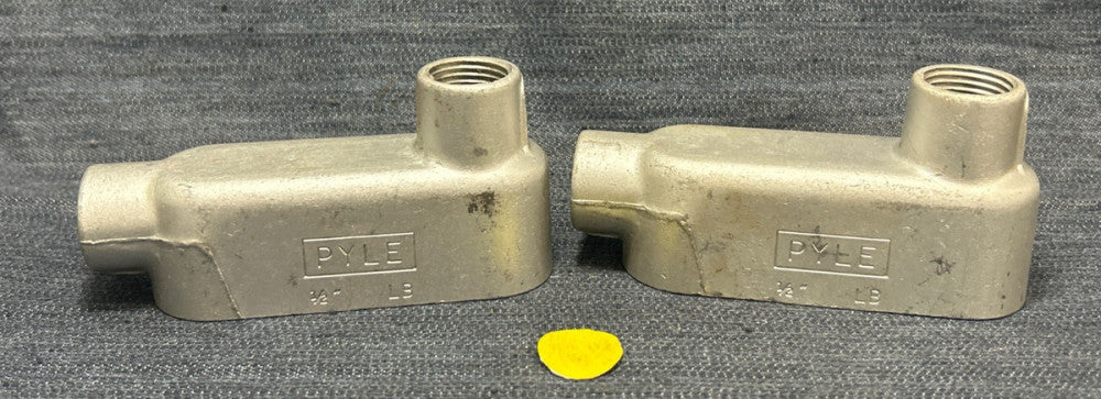 PYLE 1/2" FNPT CONDULET CONDUIT LB  BODY  LOT OF 2