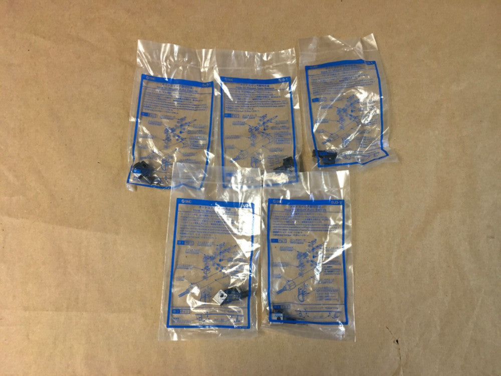 *LOT OF 5*  SMC BJ3-1 Sensor Mounting Bracket NEW!!  (KB)