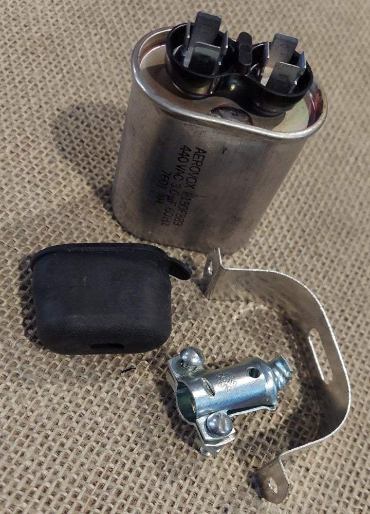 AEROVOX P150F883 OIL FILLED CAPACITOR. 440Vac 60Hz