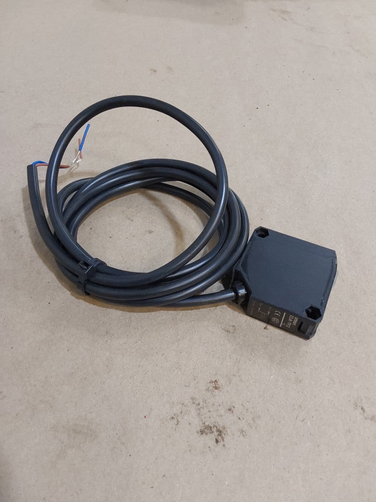 OMRON E3JK-TR12-L 24-240VAC/DC 