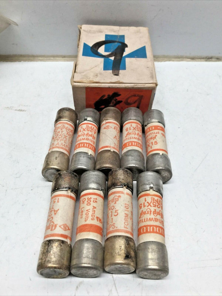 GOULD Shawmut A25X15 Type 1 Amp-trap Fuses 15 AMP 300VAC (LOT of 9)