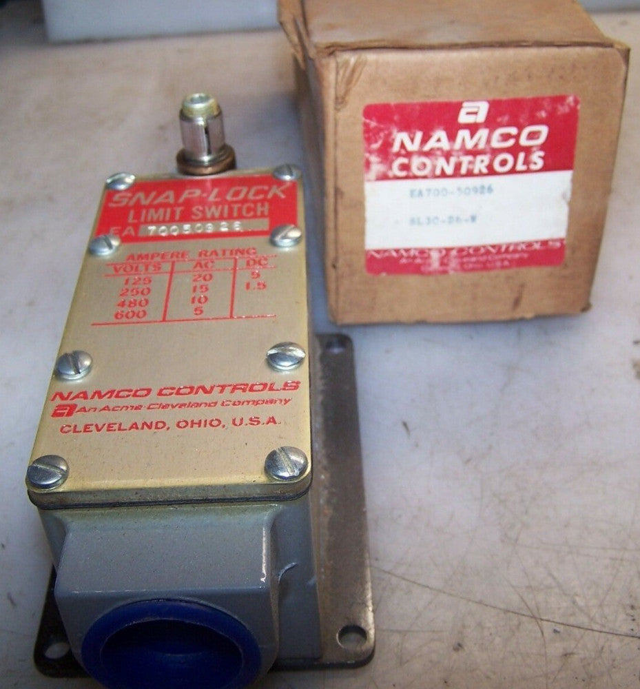 NEW NAMCO SNAP-LOCK LIMIT SWITCH  EA700-50926 