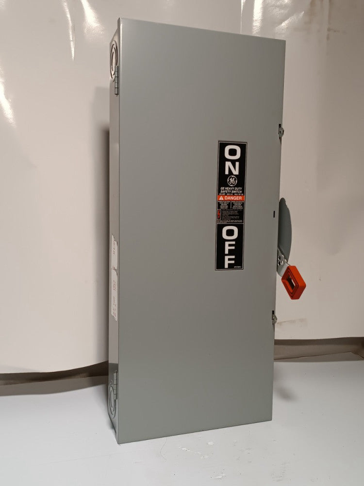 GE THN3364 Heavy Duty Fusible Safety Switch 200A 600VAC/250VDC 3-Pole Type 1
