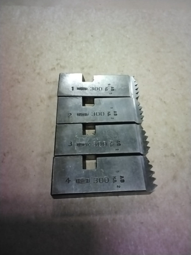 Oster Series 300 Threading Die Set 1-3/8” 6 NC #1,#2,#3,#4