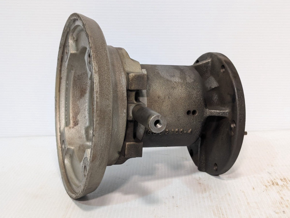 Becker GB-U2.100 Vacuum Pump Component Housing Mount Industrial Replacement Part