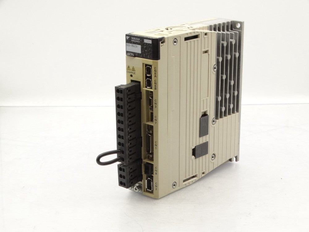YASKAWA ELECTRIC SGDV-1R6A21A SERVO DRIVE