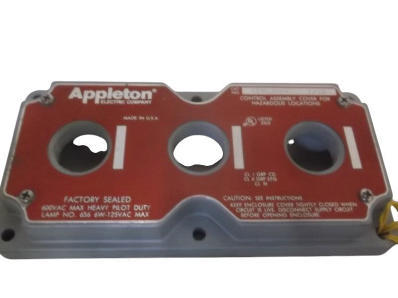 APPLETON EFKL3H-Q 3 DEVICE COVER 3/4" HOLES  NSNP