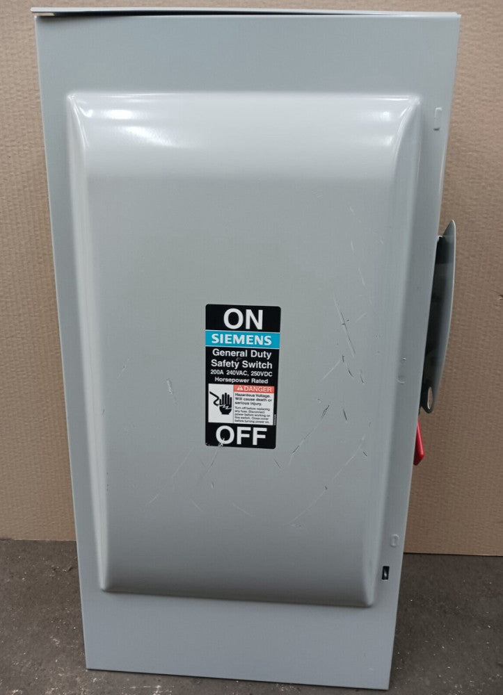 NEW SIEMENS 200 AMP NON-FUSED SAFETY SWITCH 3 POLE 240 VAC 3R GNF324R