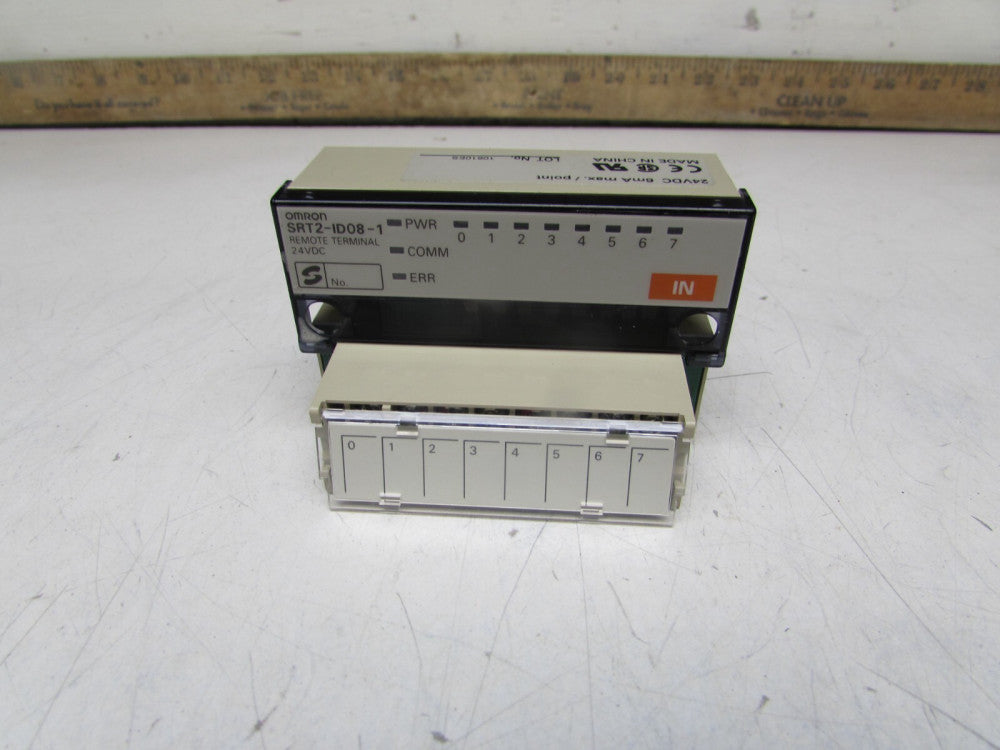 OMRON SRT2-ID08-1 , REMOTE TERMINAL , 24 VDC , 8 pt, GOOD TAKEOUT! MAKE OFFER!