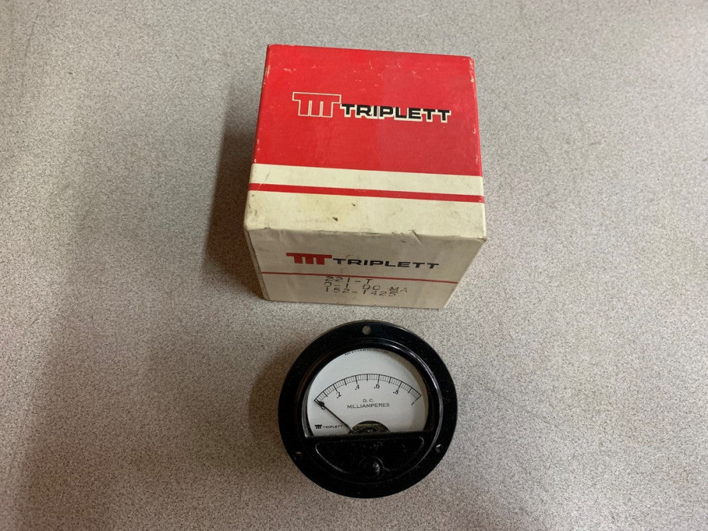 NEW IN BOX TRIPLETT PANEL METER 152-1U25