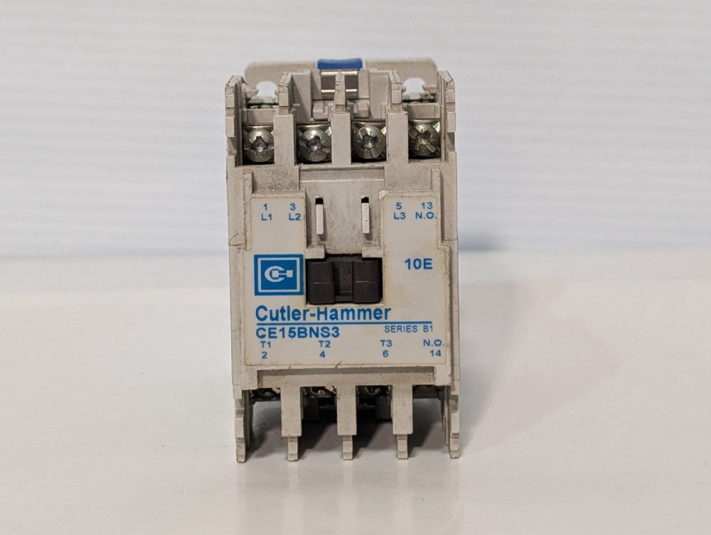 Cutler Hammer CE15BNS3 Eaton 3 Pole Contactor 110V 50Hz 120V 60Hz 3Ph Ser B1