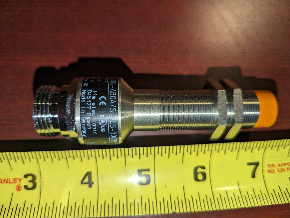 (1) IFM Efector IG0309 IGA2008-ABOA/SL/LS-300BL  Inductive  Sensor