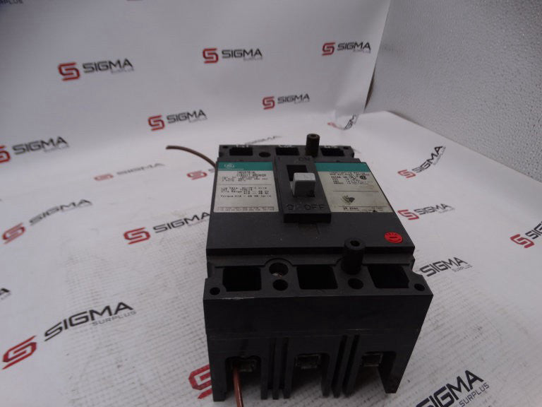 GENERAL ELECTRIC TED134015 CIRCUIT BREAKER