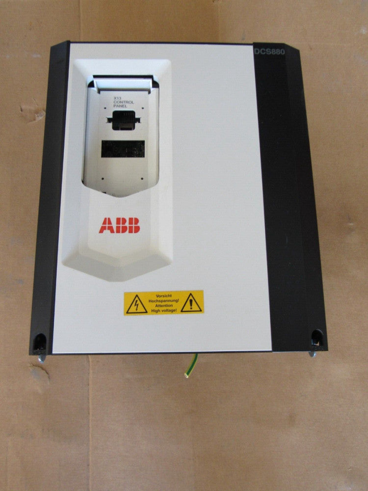 ABB DC DRIVE DCS880-S02-0200-05X0+0S163 125HP 196A XLNT TAKEOUT MAKE OFFER