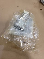 Aeroquip  FD45-1003-08-10  Quick Disconnect Coupling  -8 Female / -10 Female 