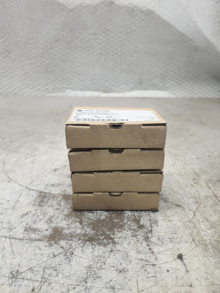 NEW IN BOX LOT OF 4 ALLEN BRADLEY AUXILIARY CONTACT 100-S