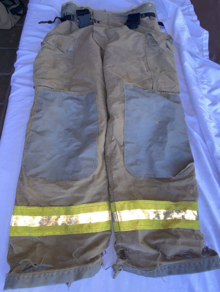 Retired Innotex Firefighter Turnout Pants Size M 34R SHELL & Liner Halloween?
