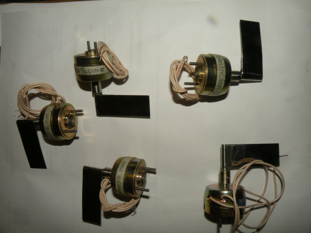 (5) Shindengen 2E40137R.9505 Industrial Motion Actuator Rotary Solenoids