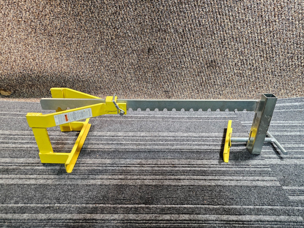 Guardian Fall Protection 15170 Parapet Clamp Guardrail System Steel Construction