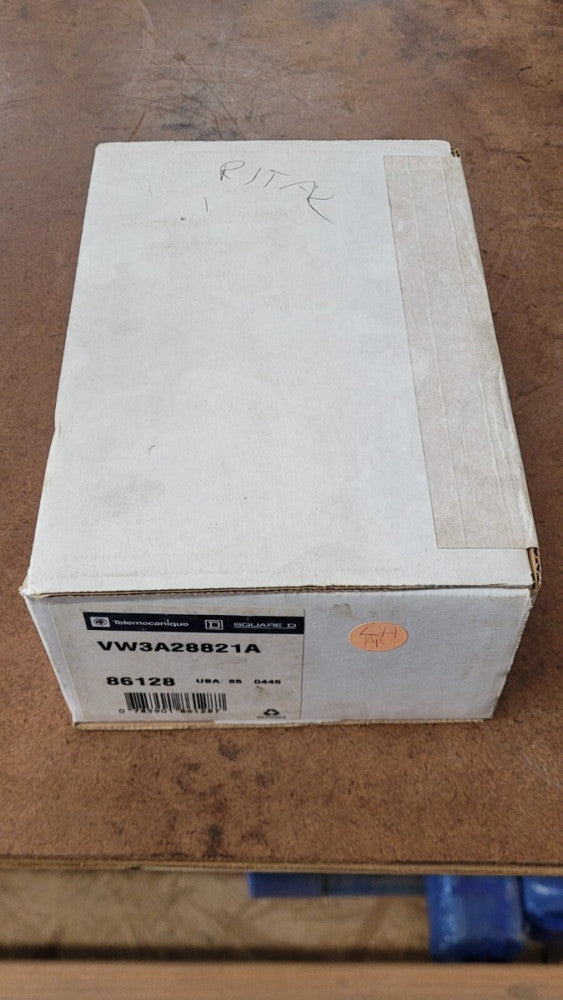 Square D / Telemecanique VW3A28821A ATV18 Mounting Plate Kit