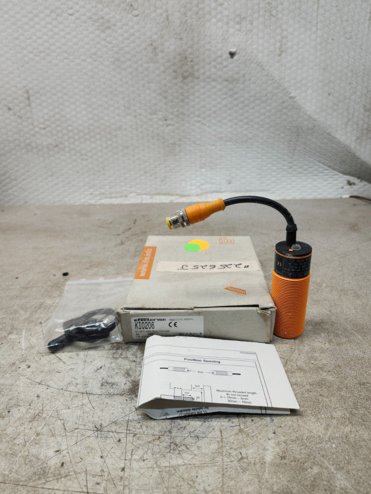 NEW IN BOX IFM EFECTOR150 CAPACITIVE SENSOR KI0206