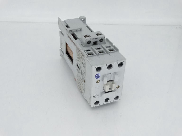 ALLEN BRADLEY 100-C30ZJ00 SERIES C CONTACTOR