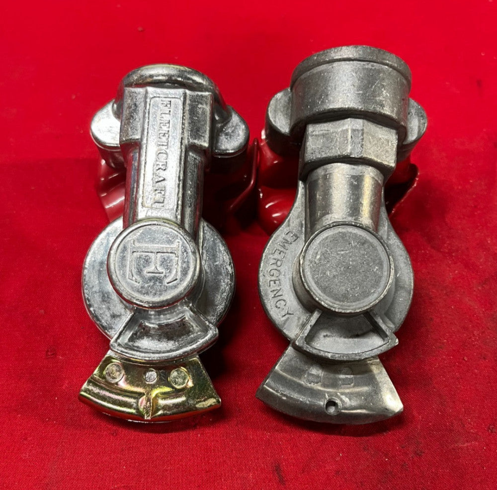 UNBRANDED EMERGENCY GLADHAND CONNECTION: 1/2"FNPT (LOT OF 2)