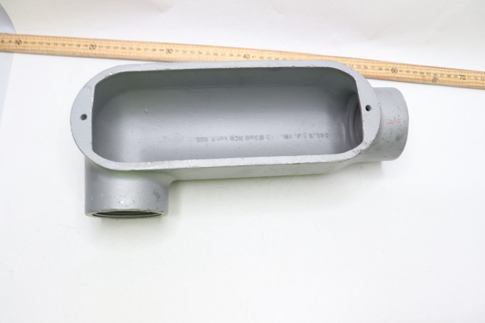 Appleton O-Z/Gedney Conduit Body Spec 5 2-1/2" - Incomplete